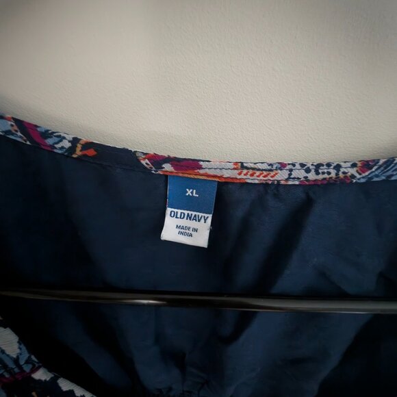 Old Navy V-Neck Short Sleeve Peplum Blouse – Multicolor | Size XL (16 - 18 ) - Picture 5 of 8